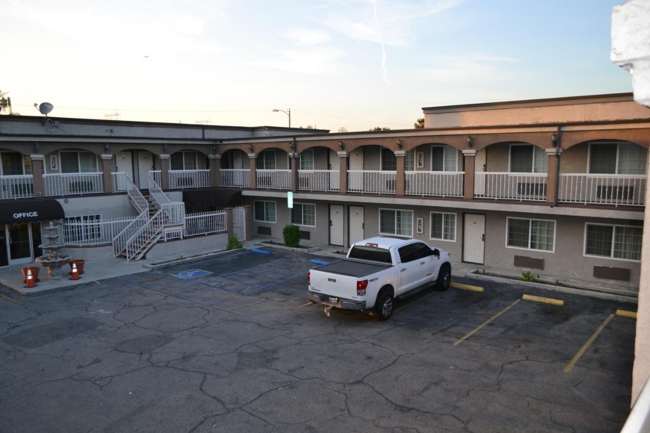 Bell Gardens Inn Los Angeles - 벨가든 외부 사진